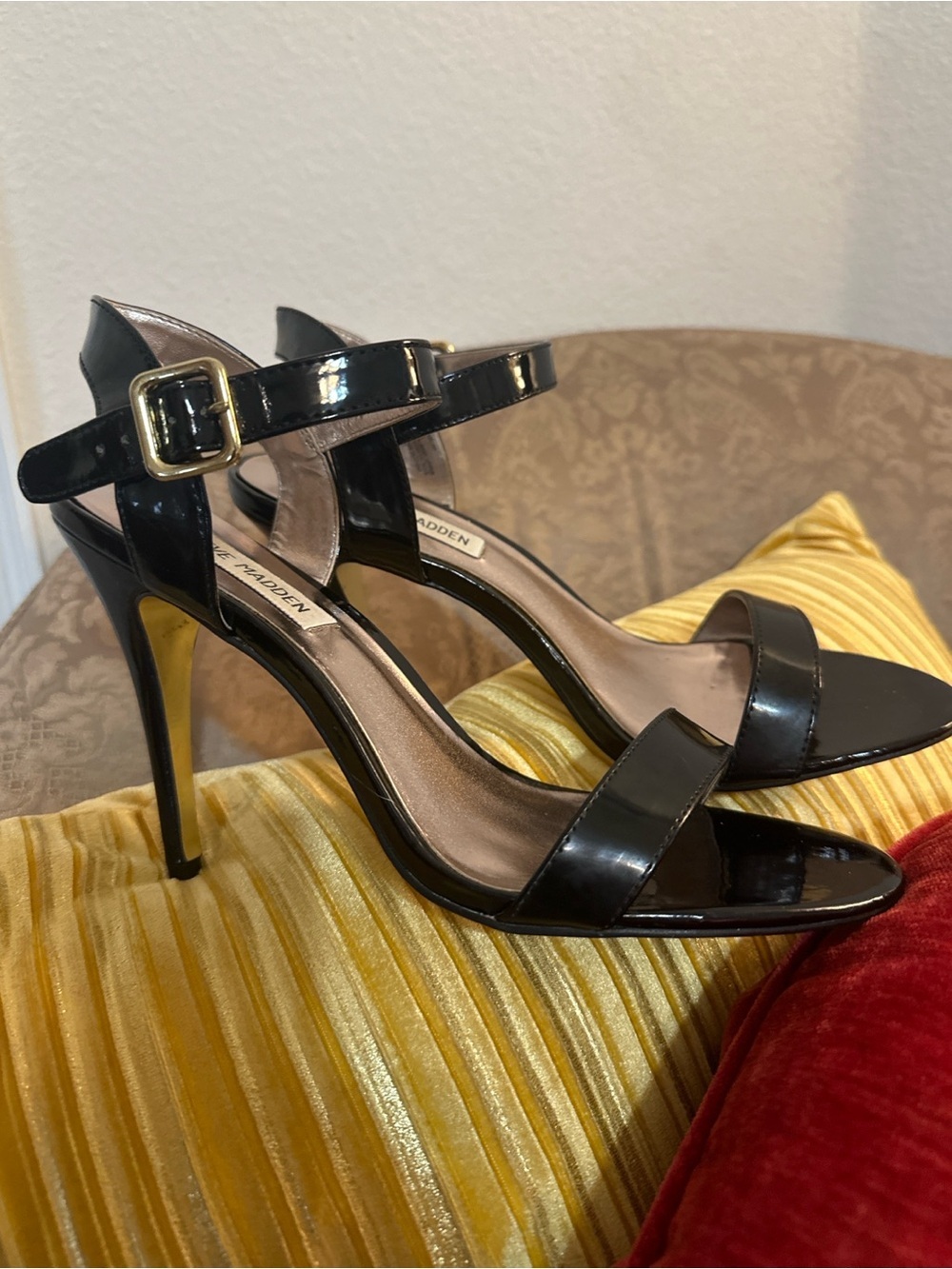 Steve Madden Daarlah Black Patent Ankle Strap Stiletto Heels Size 8.5 - Picture 2 of 13